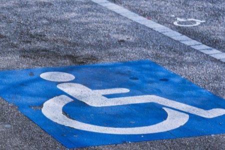 parcheggio disabili - car-park.jpg